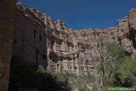 Hiking in Hell Hole Canyon